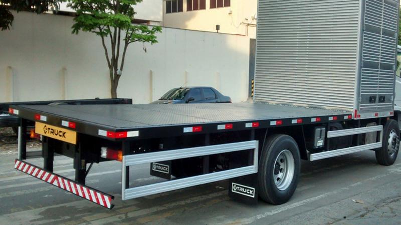 Carroceria de aço para caminhão: Vantagens e Aplicações no Transporte