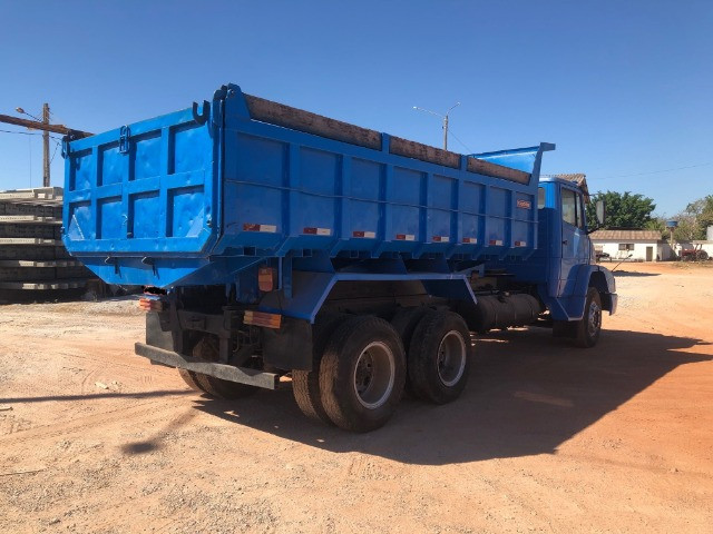 Baú carga seca truck