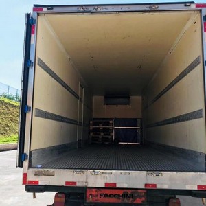 Baú refrigerado para caminhão 3 4