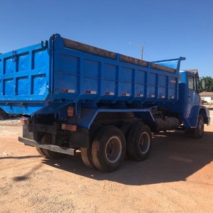 Baú refrigerado com gancheira