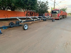 carretinha transporte plataforma colheitadeira